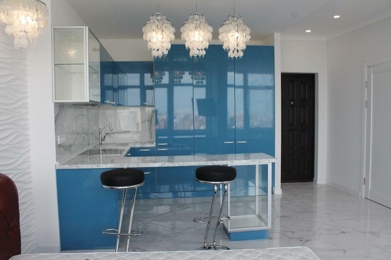 M&P Vip Appartments In Arkadia Odesa Exterior photo