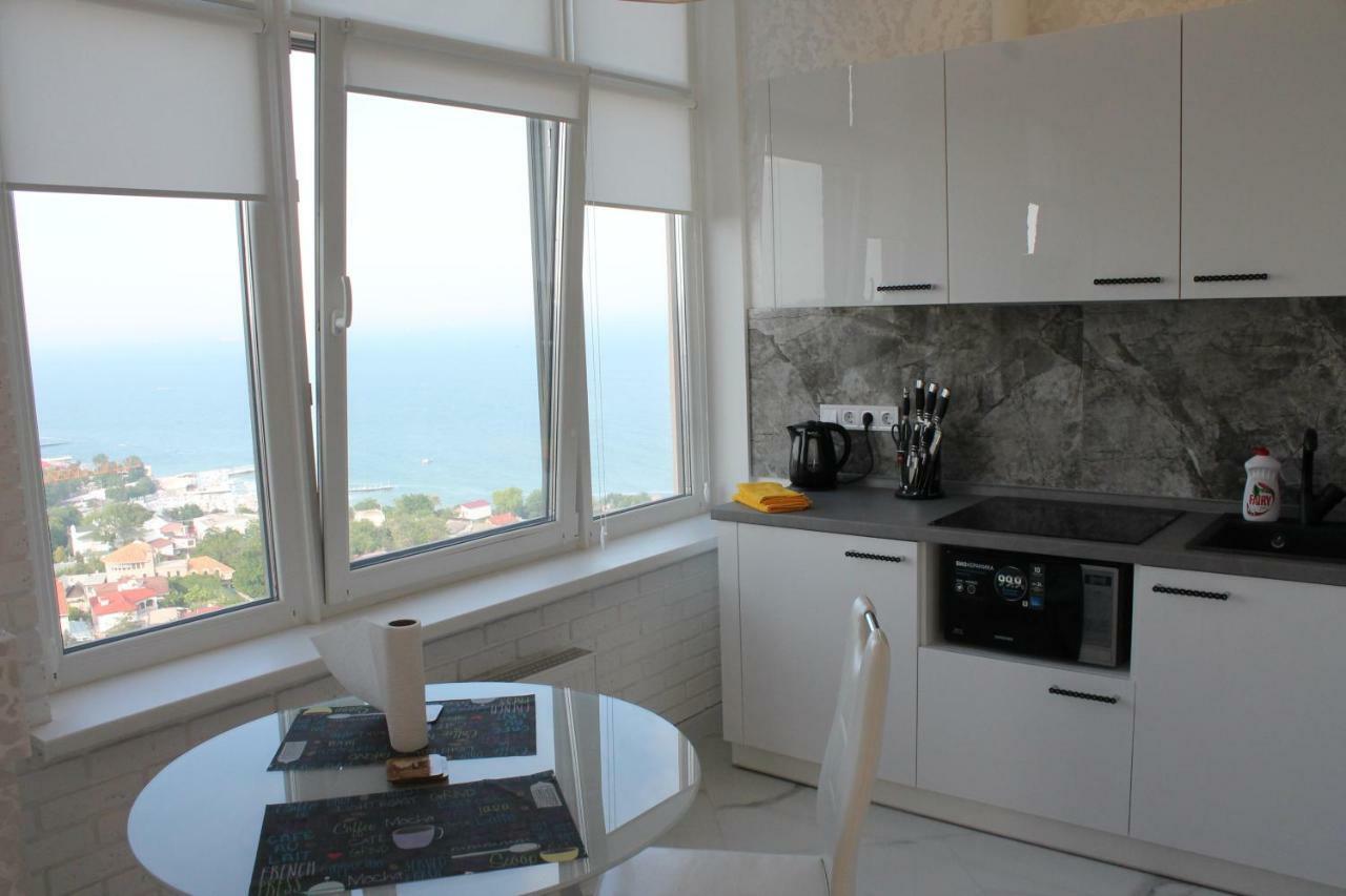 M&P Vip Appartments In Arkadia Odesa Exterior photo