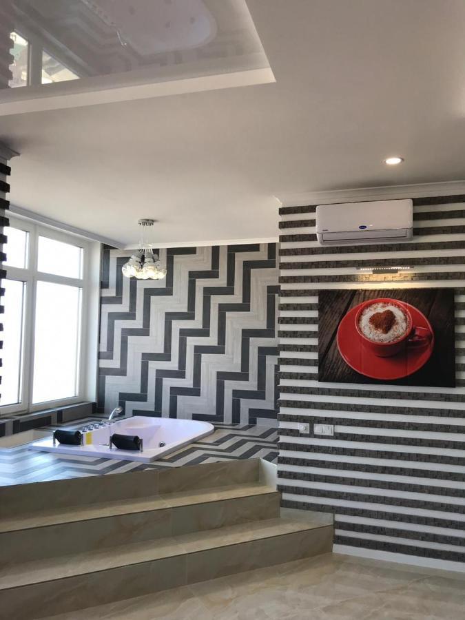 M&P Vip Appartments In Arkadia Odesa Exterior photo