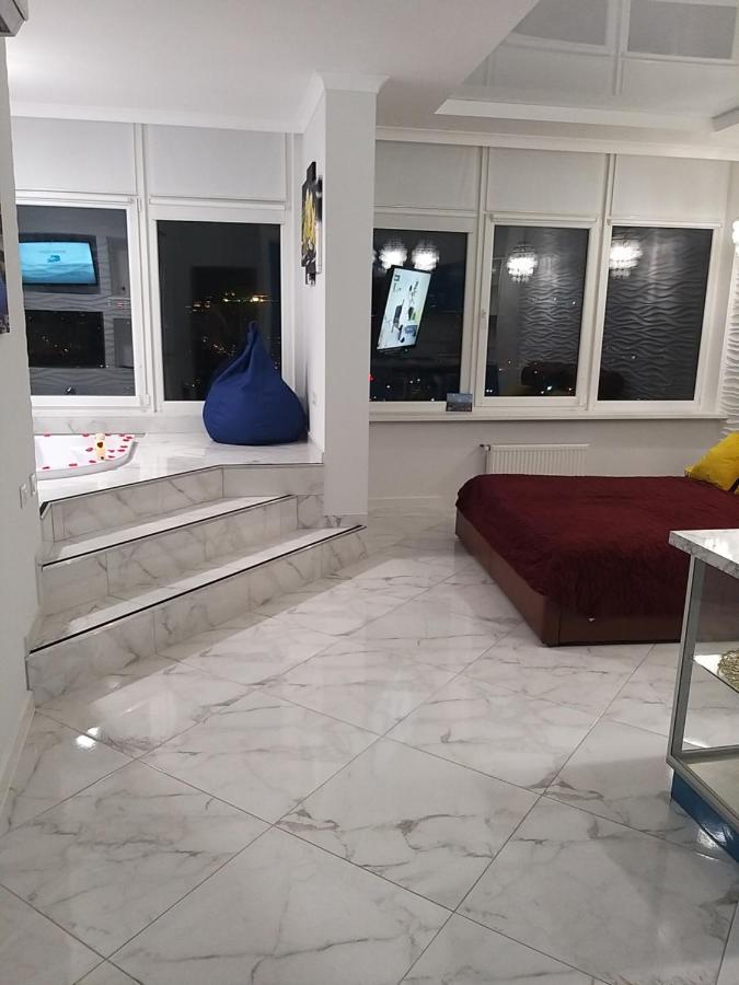 M&P Vip Appartments In Arkadia Odesa Exterior photo